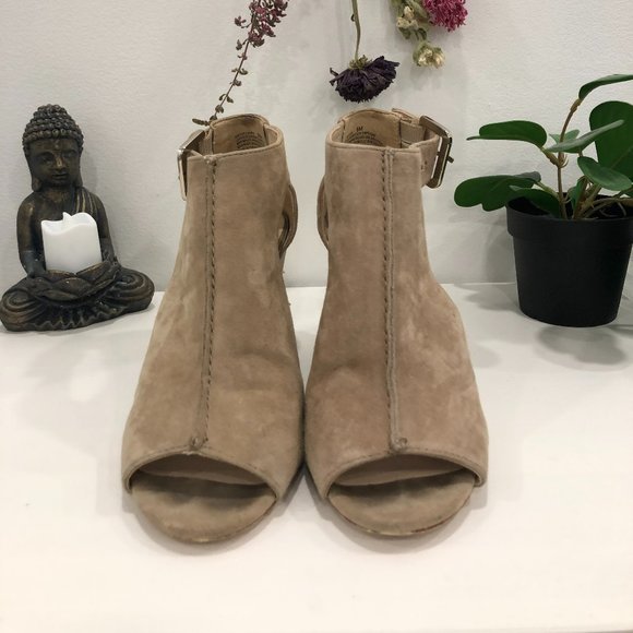 Nine West: Suede Wedge Heels - Picture 2 of 2